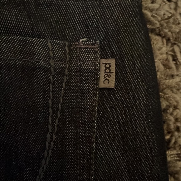PD&C Relaxed Jeans - Picture 3 of 4